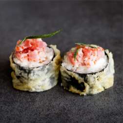 Теплий рол з тунцем