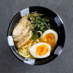 Суп місо з куркою