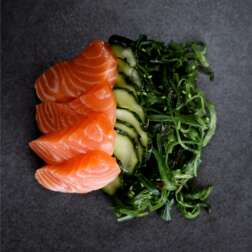 Сашимі з лососем