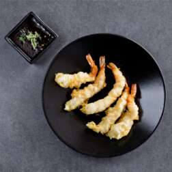 Тигрові креветки в темпурі